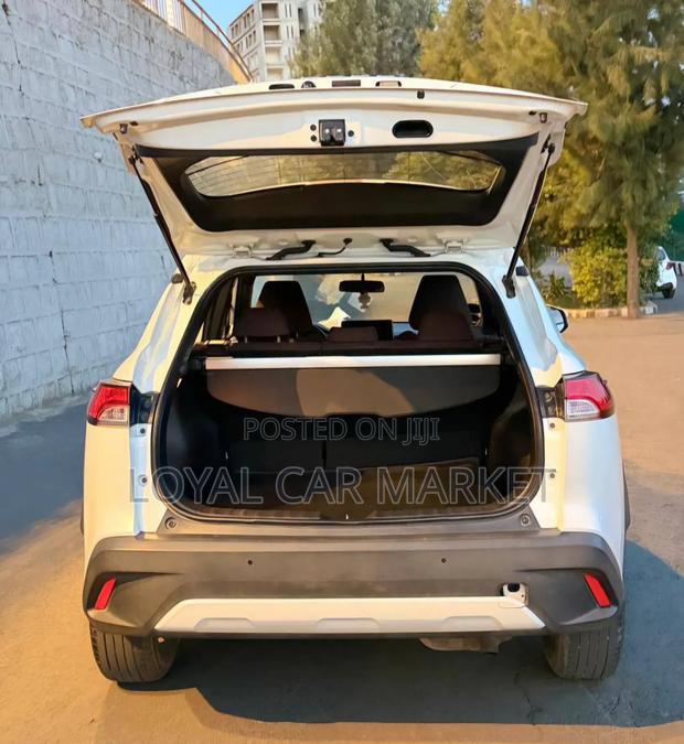 Toyota Corolla Cross 2022 White