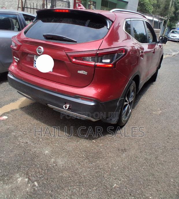 Nissan Qashqai 2017 Burgundy