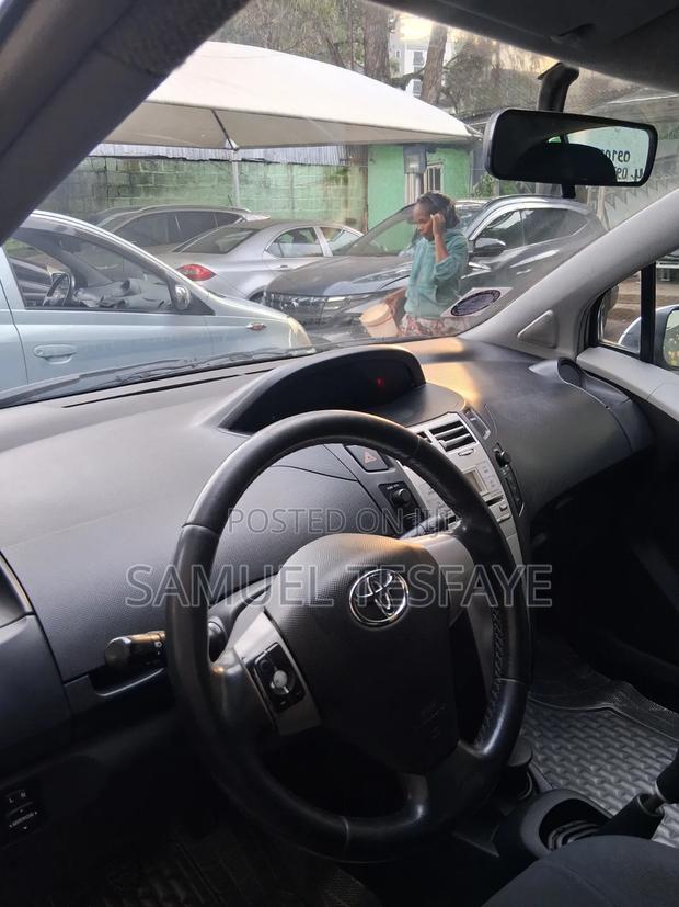 Toyota Yaris 2007 Silver