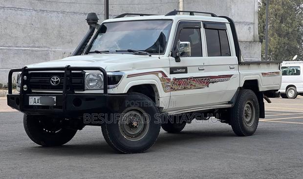 Toyota Land Cruiser 79 Series 2020 White
