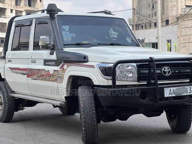 Toyota Land Cruiser 79 Series 2020 White