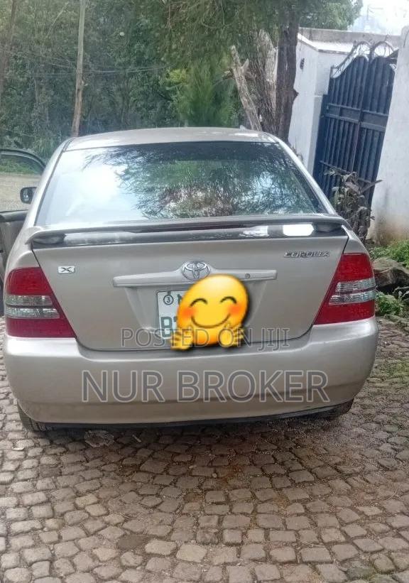 Toyota Corolla 2003 Gold