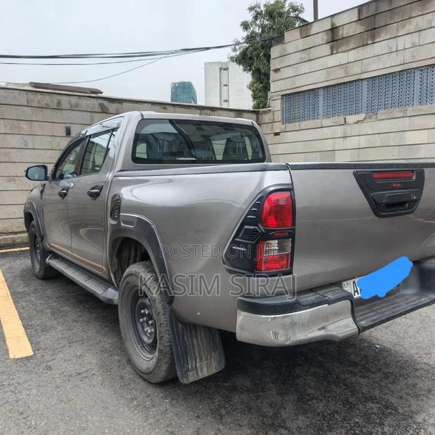 Toyota Hilux Revo Double Cab Deisel 2.4 AWD 2020 Gray