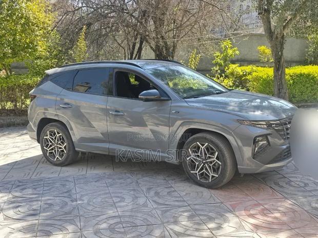 Hyundai Tucson Hybrid 2023 Blue