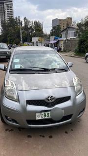 Toyota Yaris 2010 Silver for sale