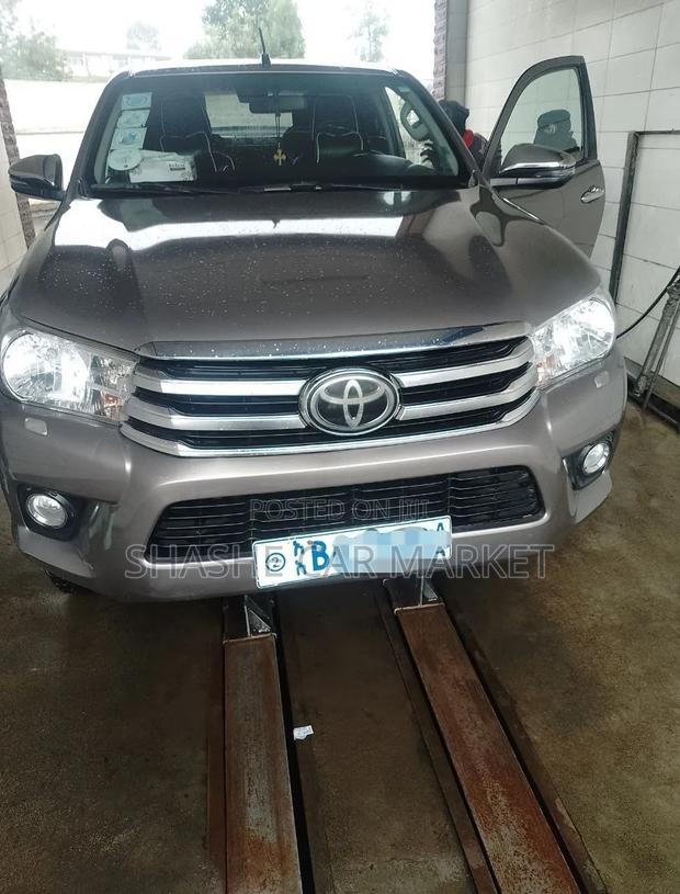 Toyota Hilux 2020
