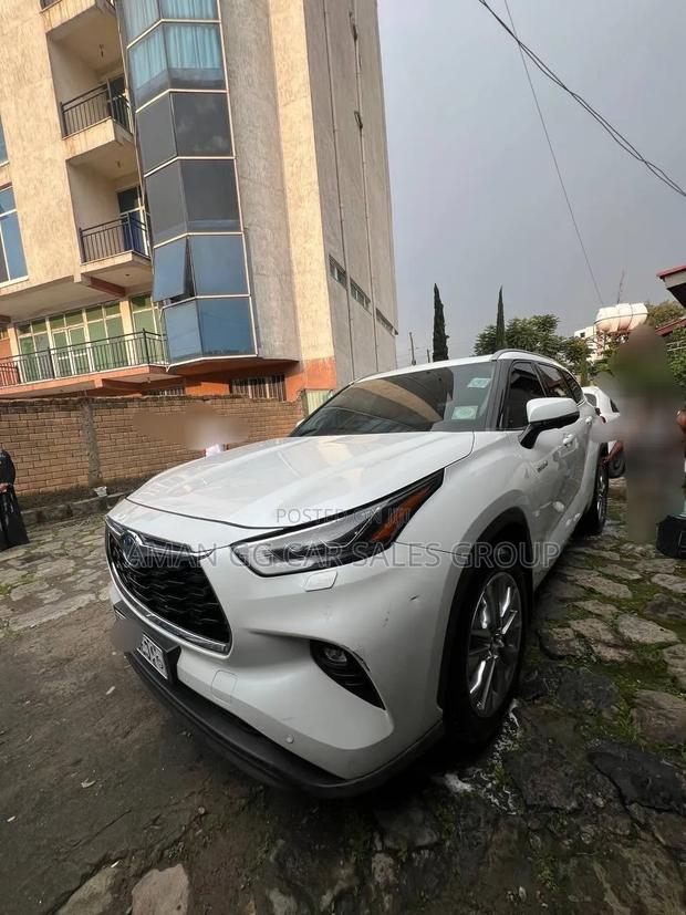 Toyota Highlander 2023 White