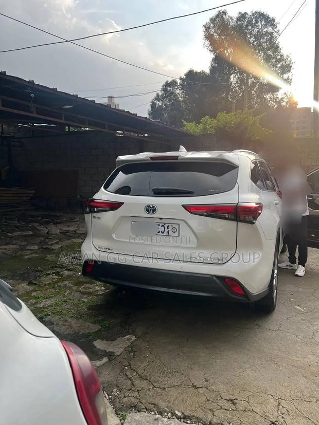 Toyota Highlander 2023 White