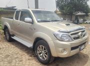 Toyota Hilux 2009 Maroon for sale