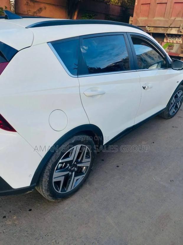 Hyundai Bayon 2022 White