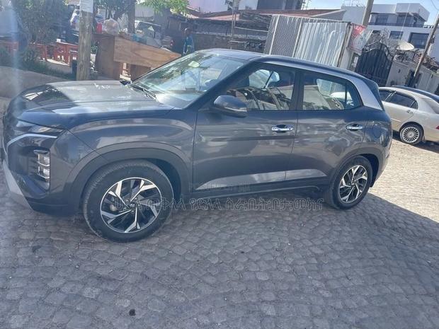 Hyundai Creta 2024 Maroon