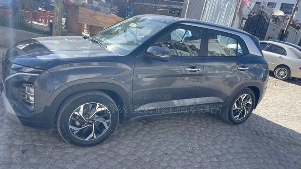Hyundai Creta 2024 Maroon