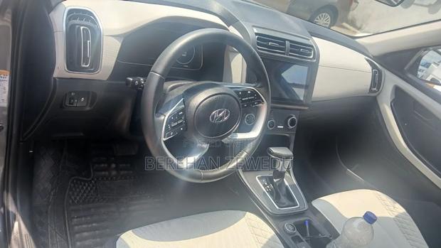 Hyundai Creta 2023 Gray