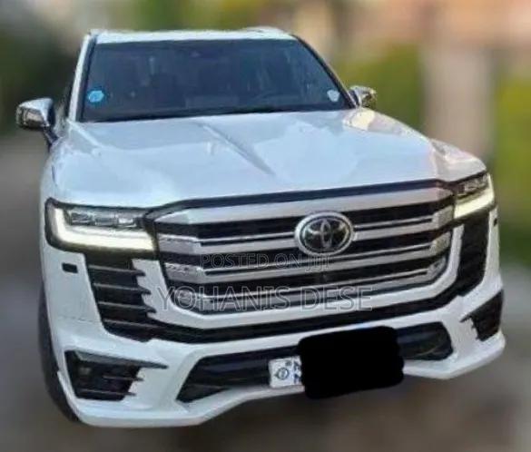 Toyota Land Cruiser 2023