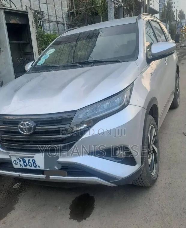 Toyota Rush 2021