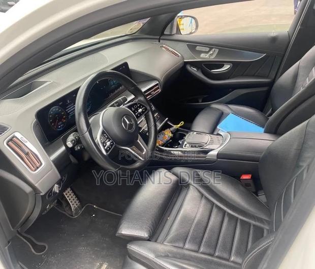 Mercedes-Benz EQC EQC400 4MATIC 2022