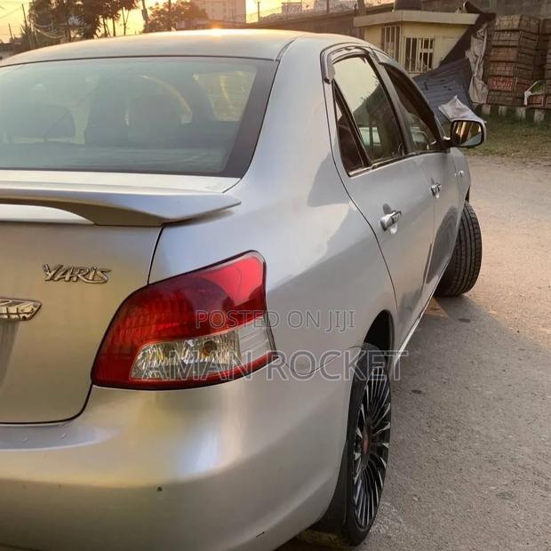 Toyota Yaris 2006 Silver