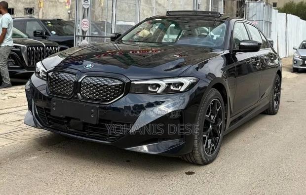 New BMW iX 2025