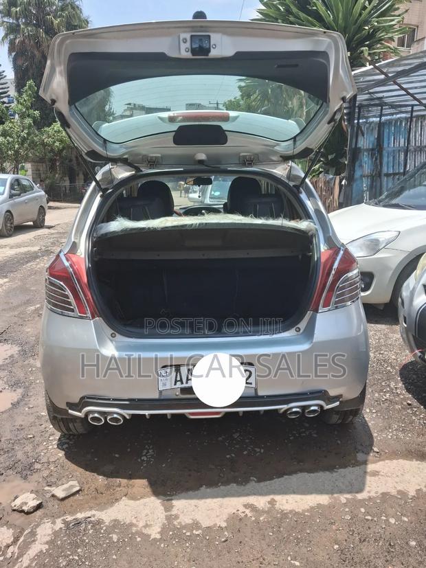 Toyota Yaris 2006 Silver