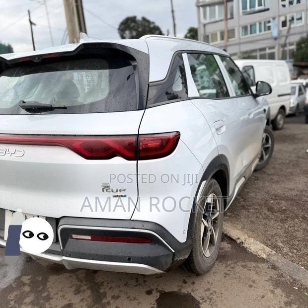 BYD Yuan Up 2025 Blue