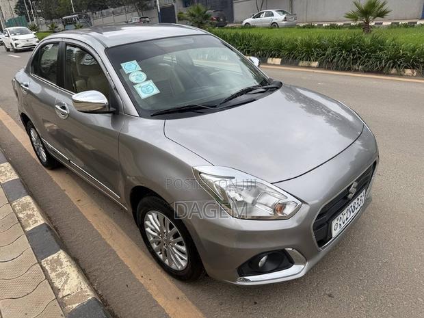 Suzuki Dzire 2022 Silver