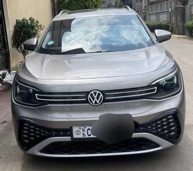 Volkswagen ID.6 2022 Gray