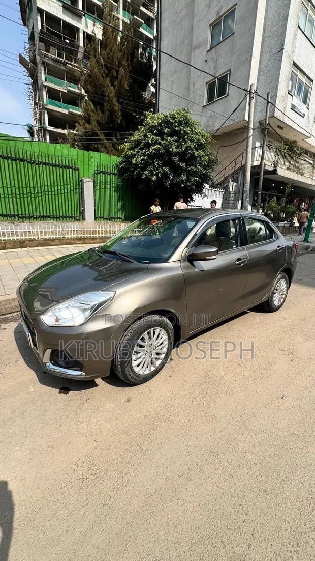 Suzuki Dzire 2022 Gray