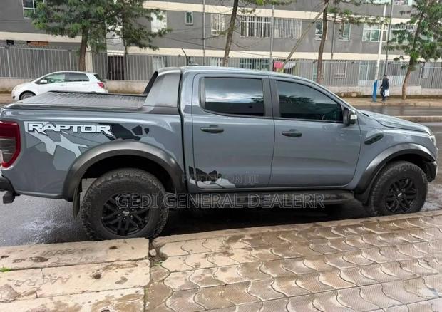 Ford Ranger Wildtrak 2023 Gray