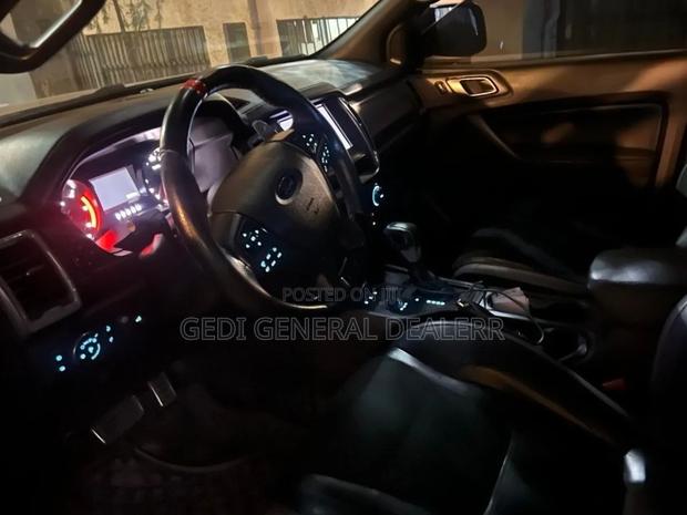 Ford Ranger Wildtrak 2023 Gray