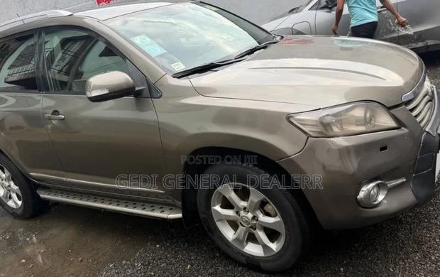Toyota RAV4 2011 Brown