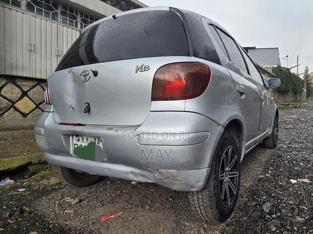 Toyota Vitz 1.0 FWD 3dr 2002 Silver
