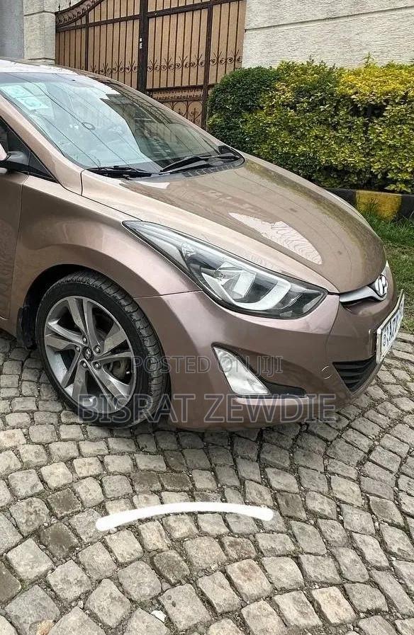 Hyundai Elantra Limited 4dr Sedan (1.8L 4cyl 6A) 2015 Brown