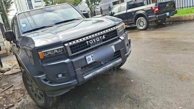 Toyota Land Cruiser Prado 2.4 Hybrid 2025 Blue