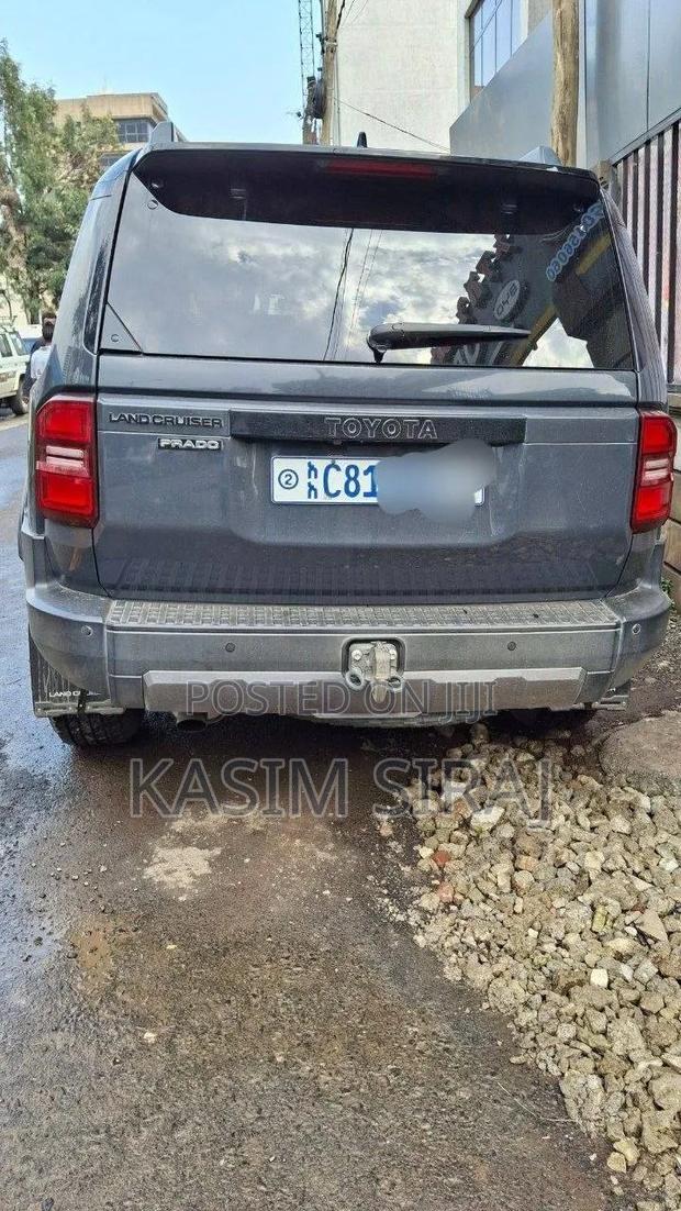 Toyota Land Cruiser Prado 2.4 Hybrid 2025 Blue