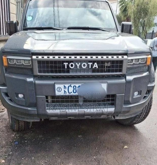 Toyota Land Cruiser Prado 2.4 Hybrid 2025 Blue