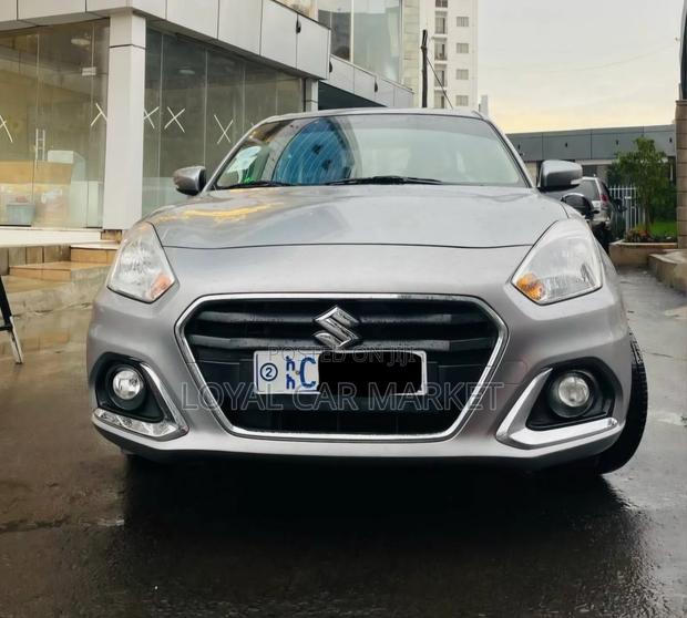Suzuki Dzire 2024 Silver