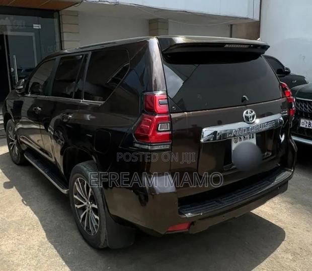 Toyota Land Cruiser 2018 Black