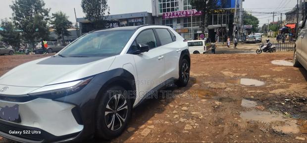Toyota bZ4X 2022 White