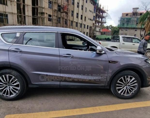 New Jetour X70 Plus 2025 Gray