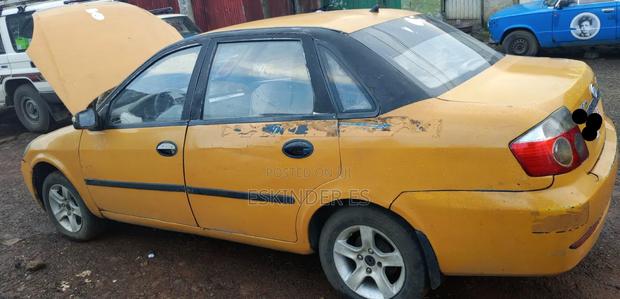 Lifan 520 2010 Yellow