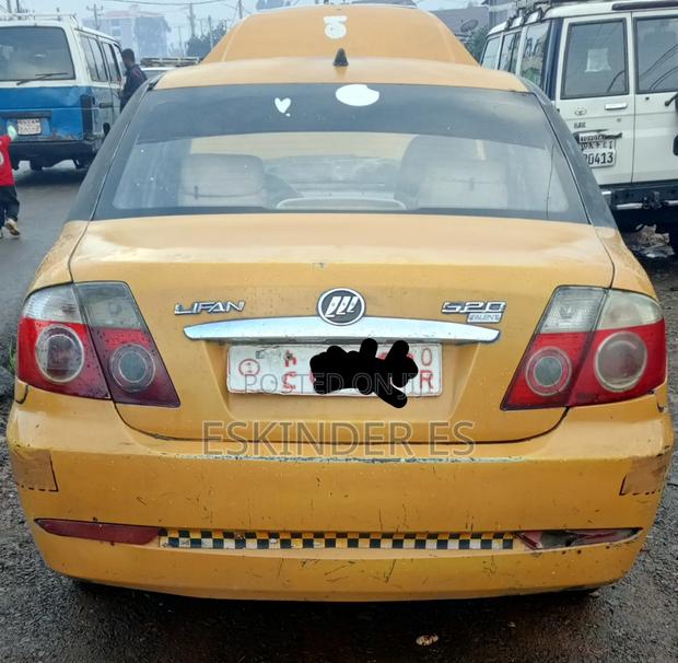 Lifan 520 2010 Yellow