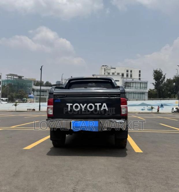 Toyota Hilux 2008 Gray