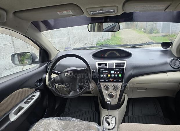 Toyota Yaris 2008 Silver