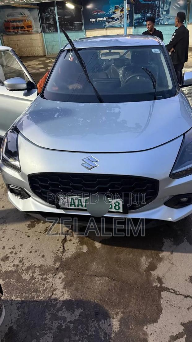 New Suzuki Swift 2025 Silver
