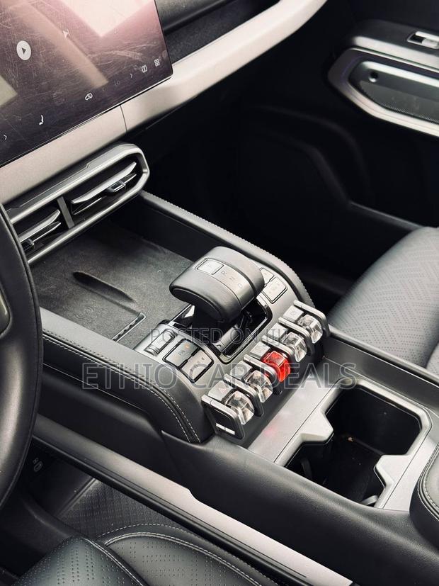 BYD Leopard 3 2025 Black