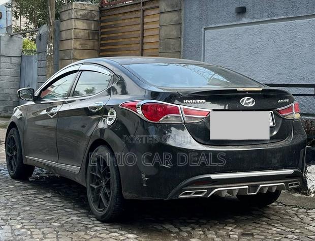 Hyundai Elantra 2013 Black