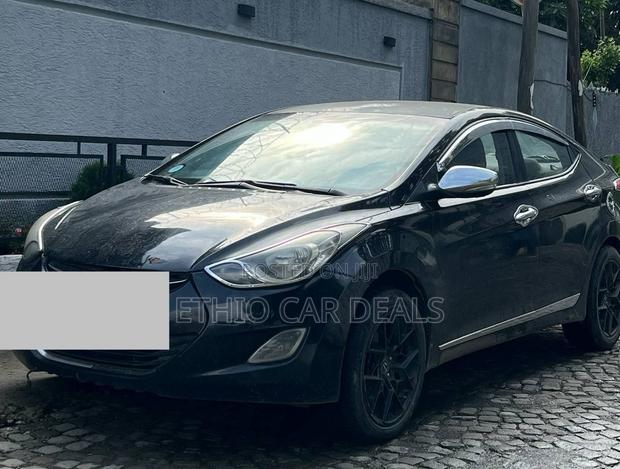 Hyundai Elantra 2013 Black