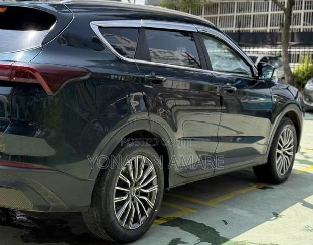 Jetour X70 Plus 2025
