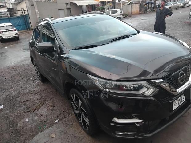 Nissan Qashqai 2017 Black