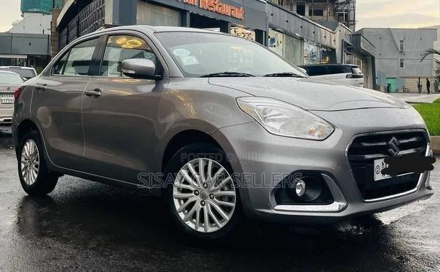 Suzuki Dzire 2022 Silver